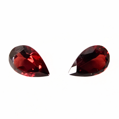 GAR-1011 Garnet, Faceted Pair