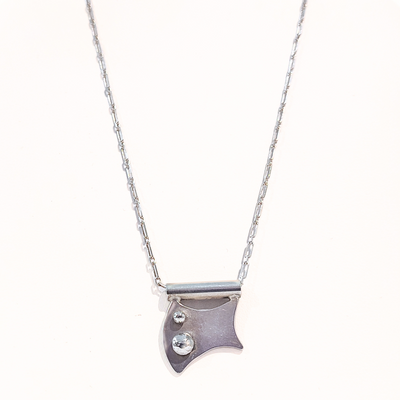 RB2-004 SS Sail Pendant with 2 Dots