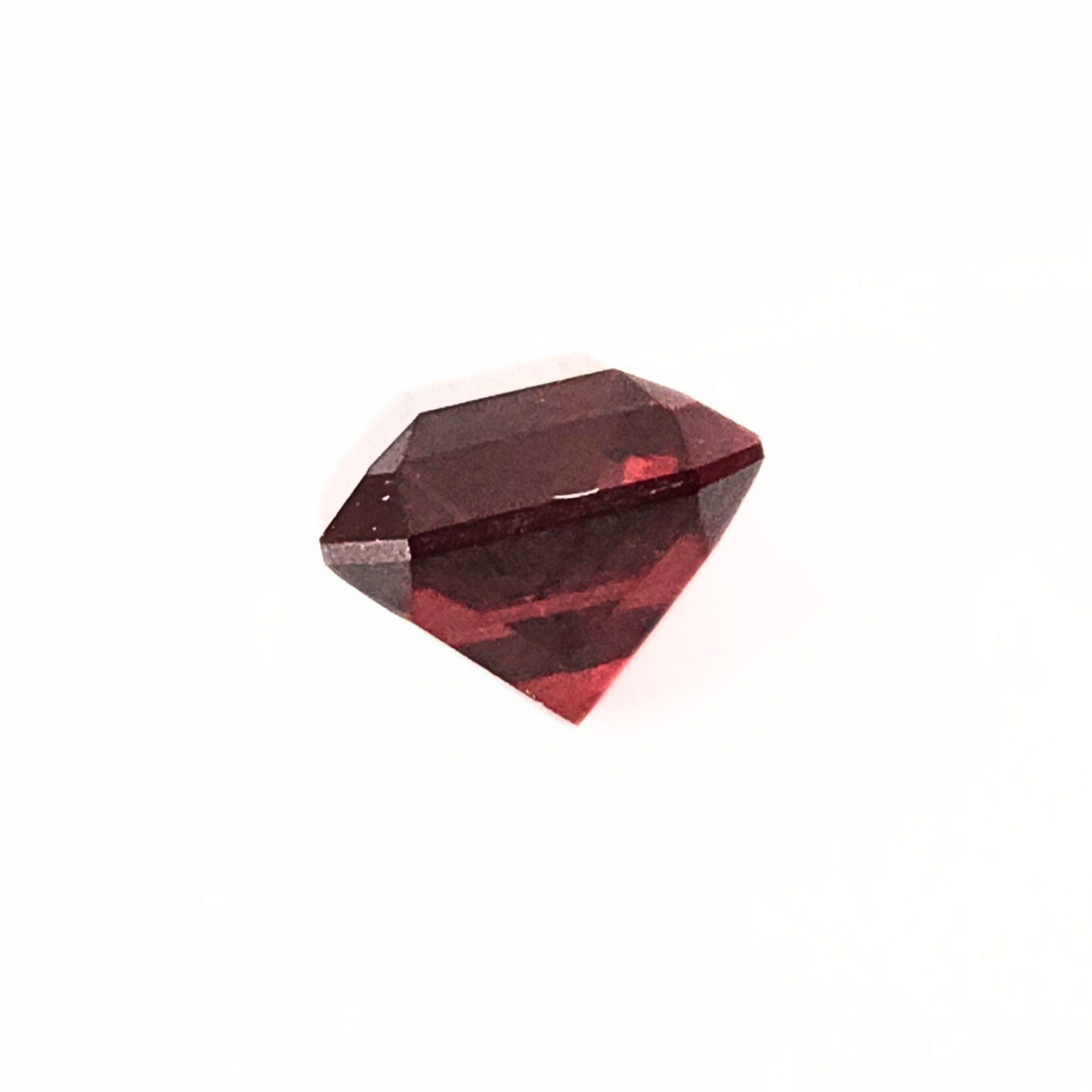 GAR-1009 Garnet, Faceted