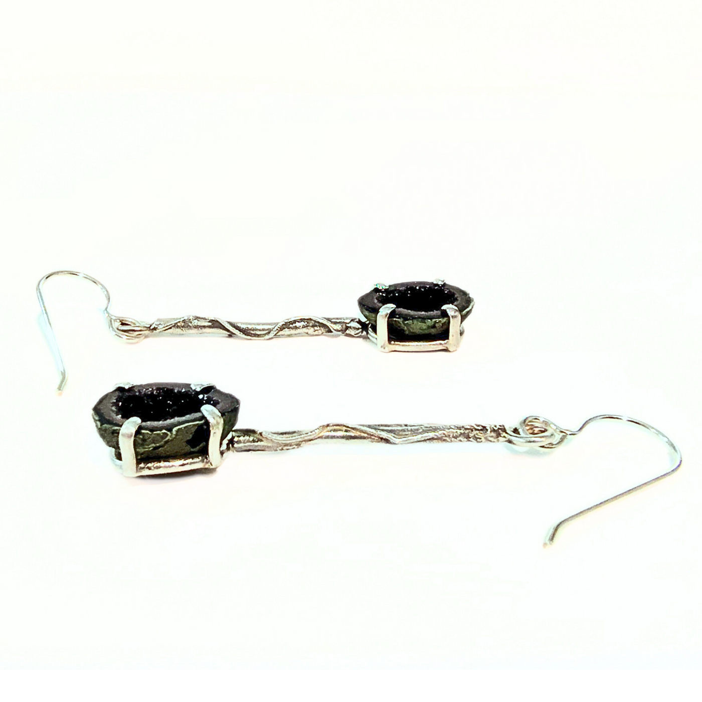 JSD-1029 Branch Earring With Geode