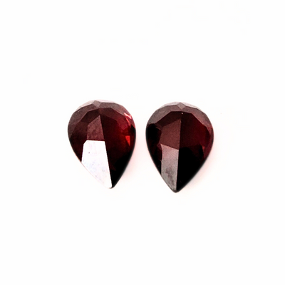 GAR-1011 Garnet, Faceted Pair