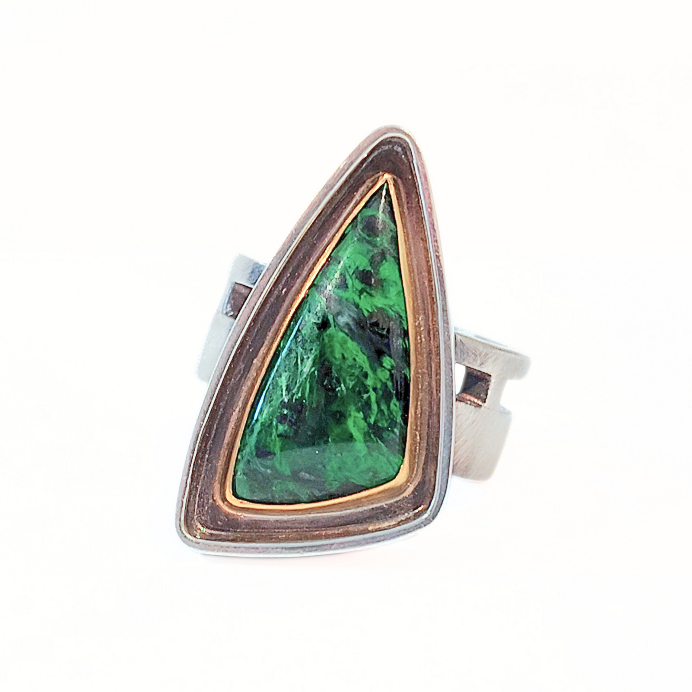 JSD-2054 Maw Sit Sit Jade Shadowbox Ring with 22k Gold Size 8