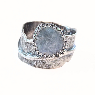 JSD-2043 Moonstone Wave Ring