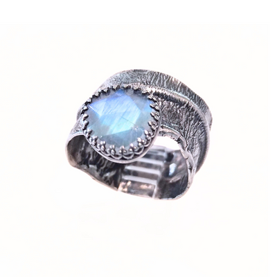 JSD-2043 Moonstone Wave Ring